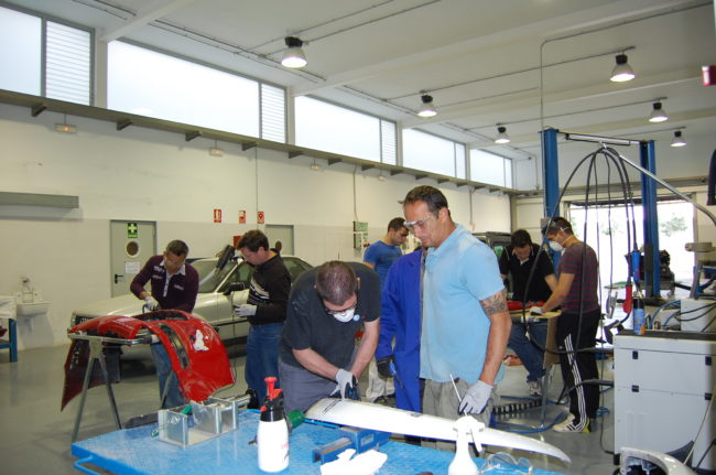 20140411101333052213-curso-practica-automocion-plasticos-027