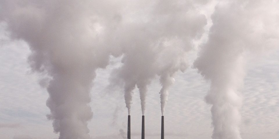 20180305112846pollution-2575166_960_720