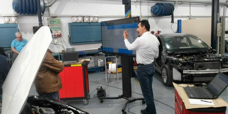 Híbridos y vehículo eléctrico