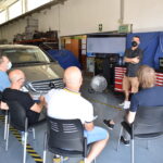 Información técnica de reparación y mantenimiento de vehículos